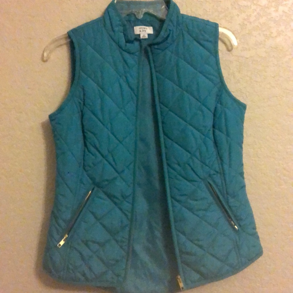 Crown and ivy vest